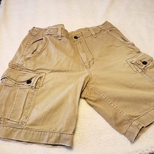 American Eagle classic khaki cargo shorts